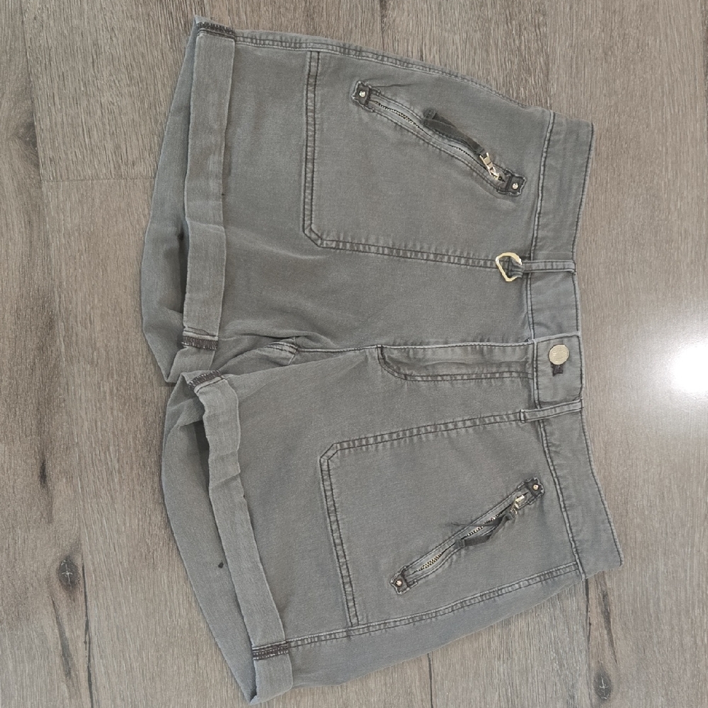 Women’s Whitehouse Black Market Midrise Pret A Play Shorts Size 8